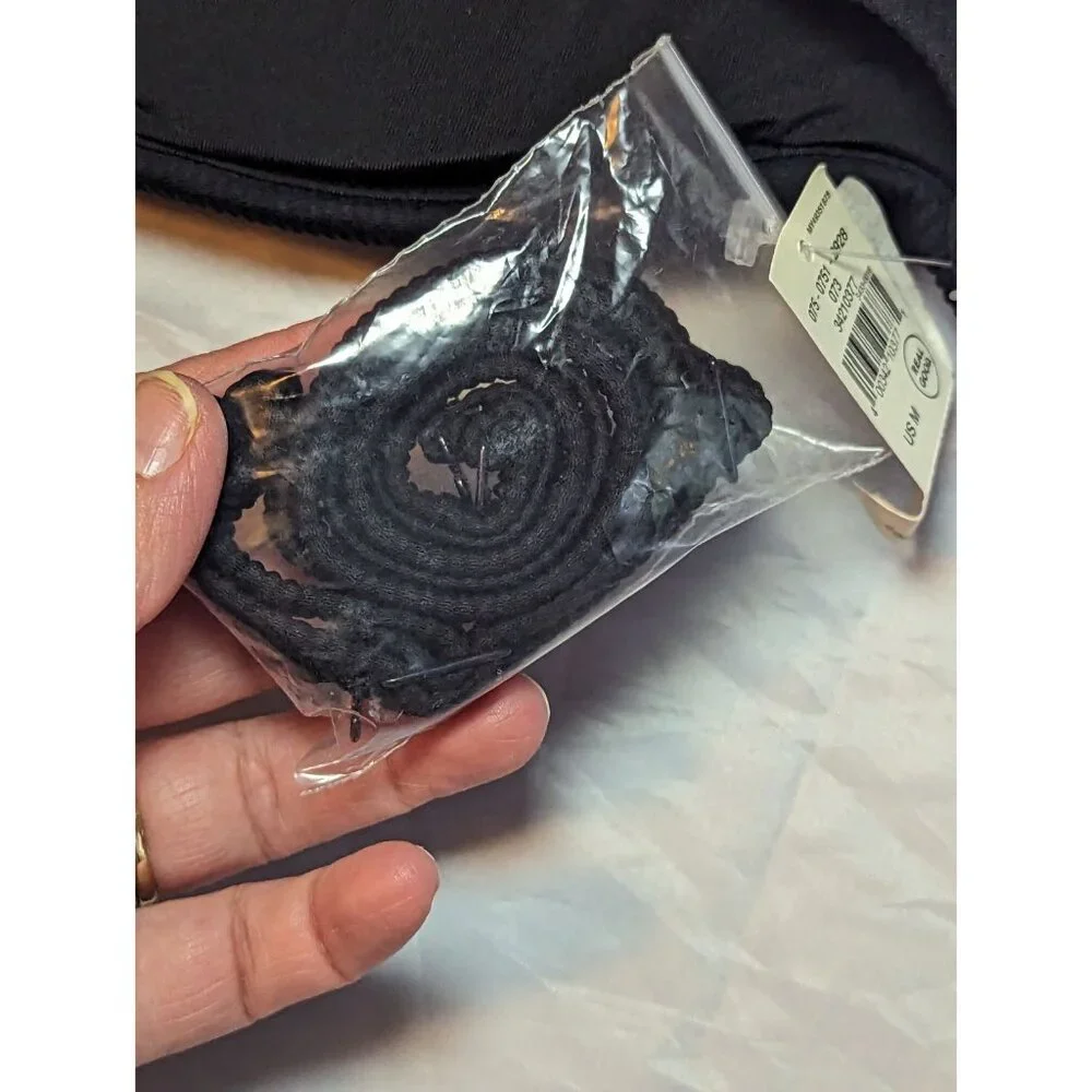 Aerie Women's Size Medium Black Ribbed NWT One Piece Full Coverage Swimsuit - Picture 6 of 15